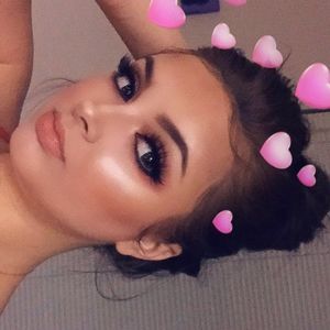 Meet your Posher, Dana